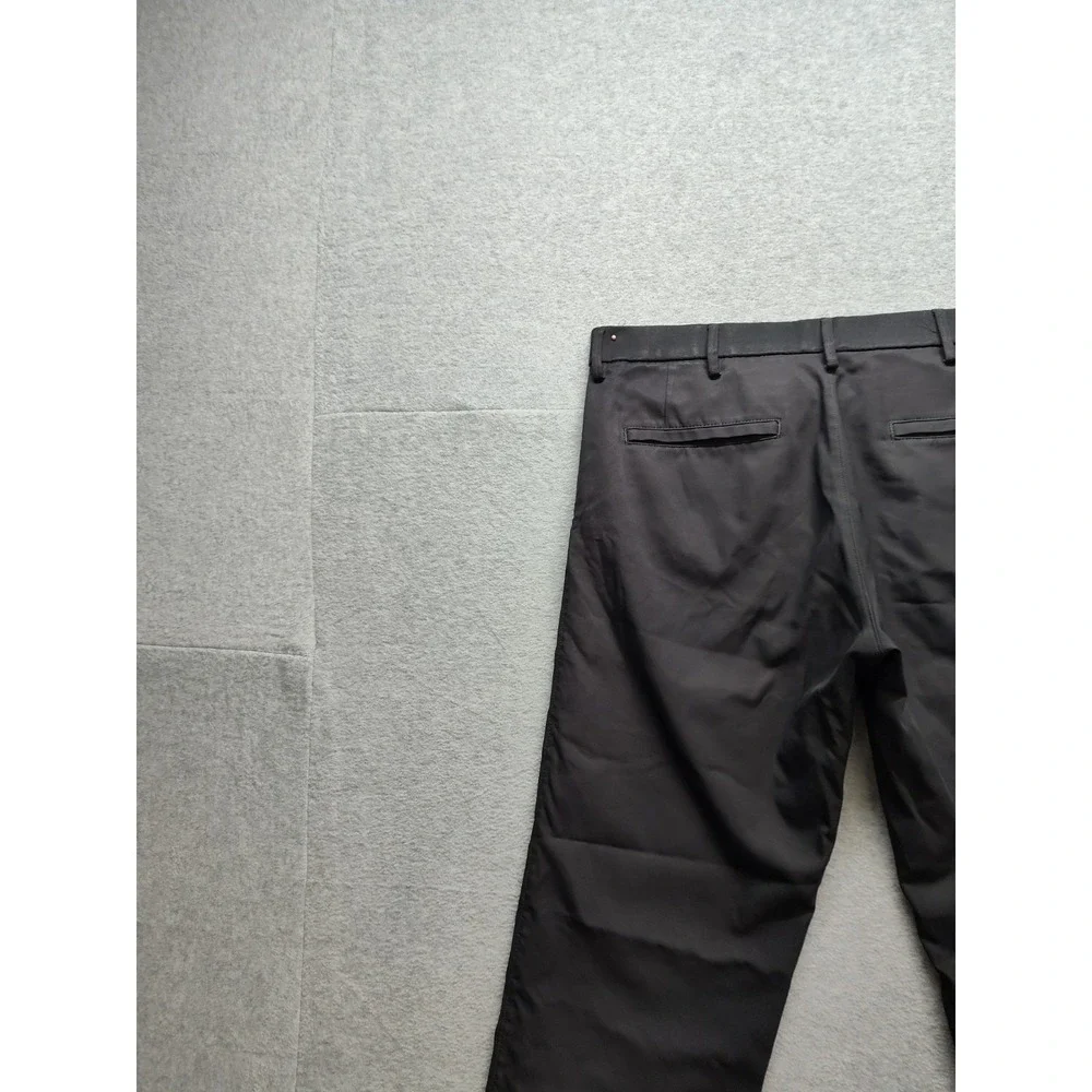 Haggar Men Pant‎ 32X32 Black Flat Front Slash Pockets Comfort Casual Trouser